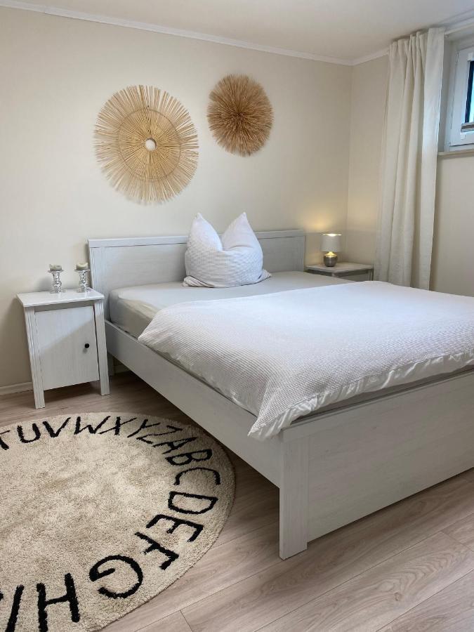 Stylische Wohnung In Ruhiger Lage, Sehr Messenah Laatzen Zewnętrze zdjęcie