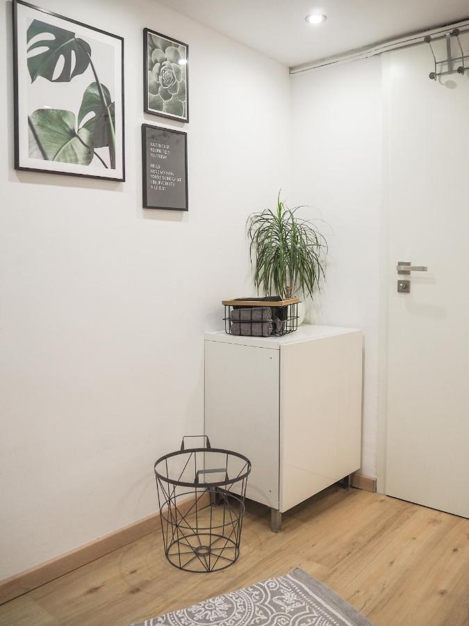Stylische Wohnung In Ruhiger Lage, Sehr Messenah Laatzen Zewnętrze zdjęcie