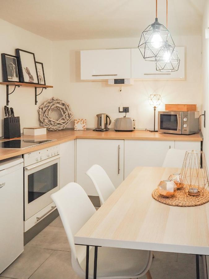 Stylische Wohnung In Ruhiger Lage, Sehr Messenah Laatzen Zewnętrze zdjęcie